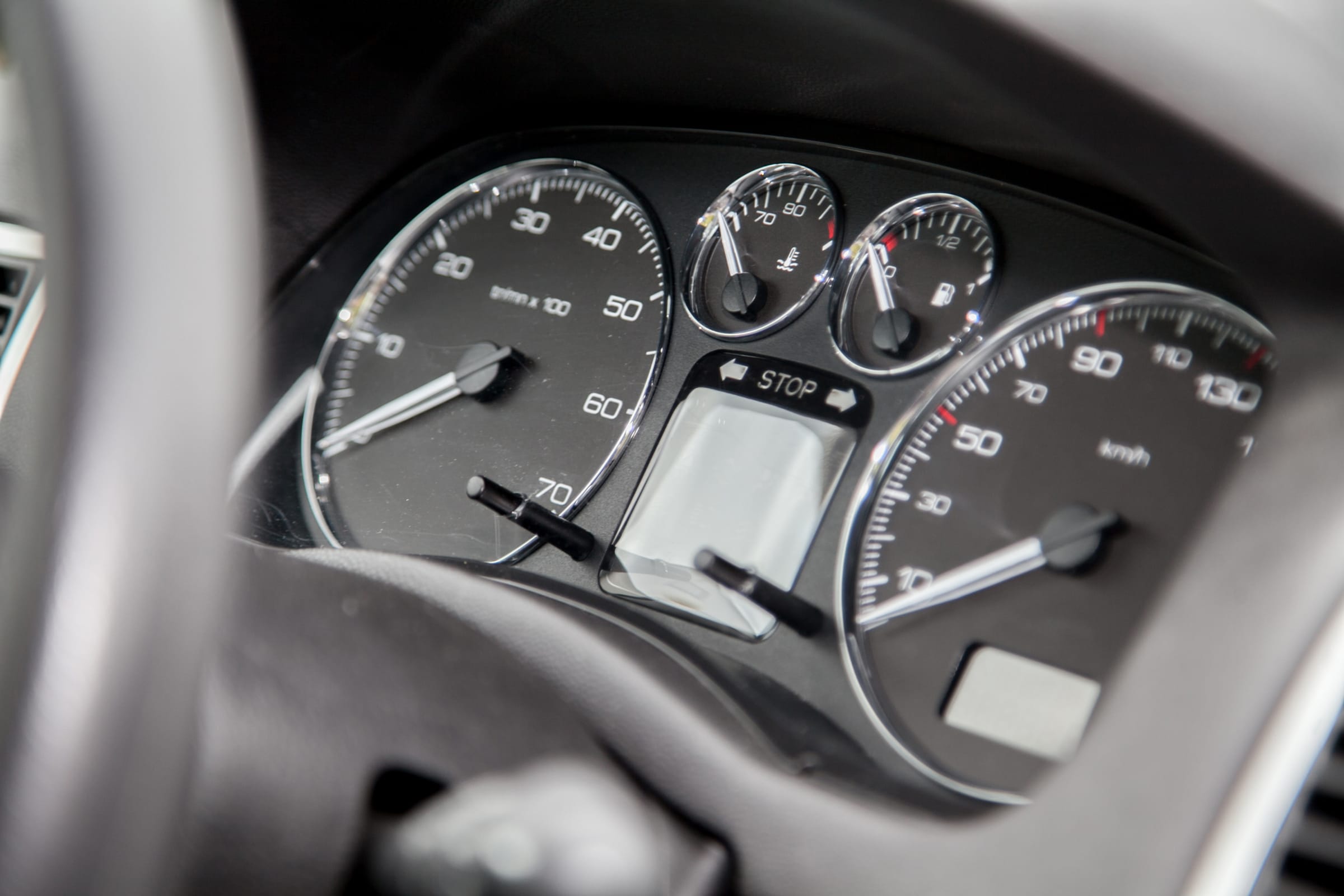 Does Vehicle Mileage Affect Auto Loan Refinancing in Canada?