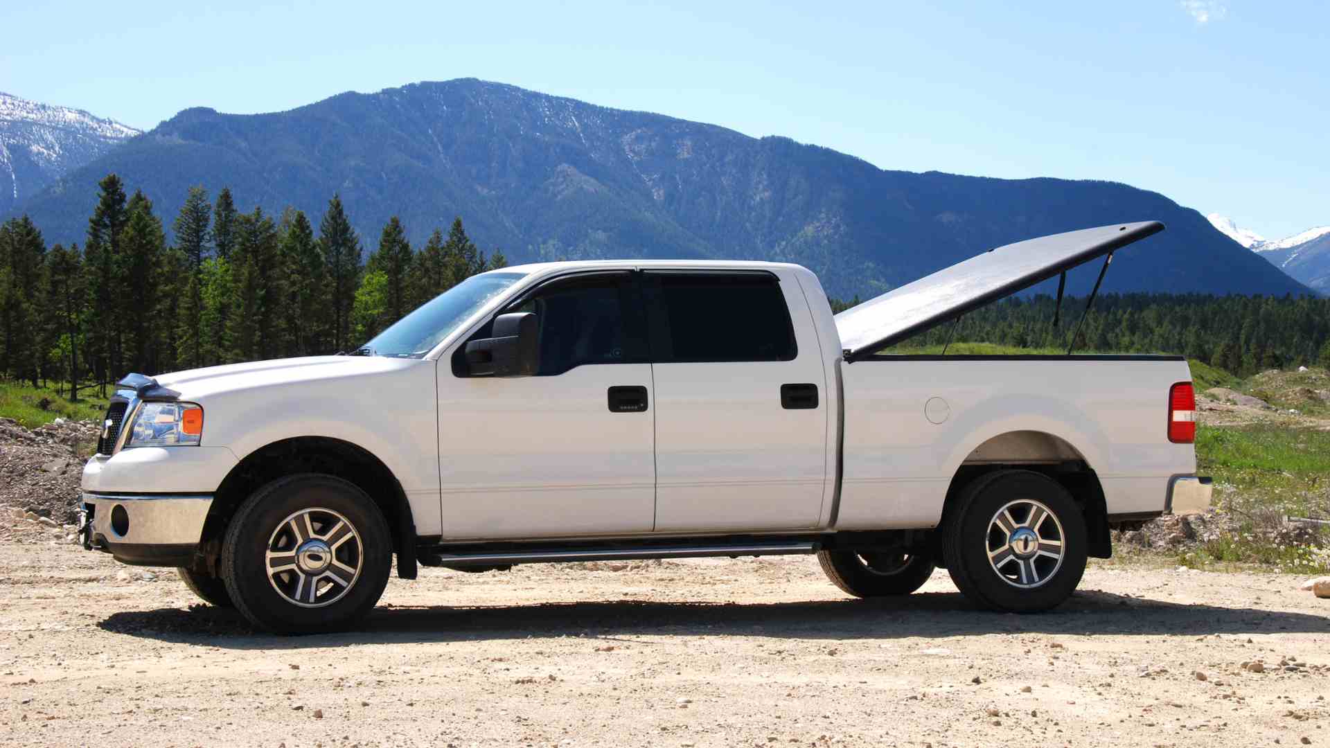 How to Refinance a Car Loan in Canada: Today's Guide to Lower Rates & Payments